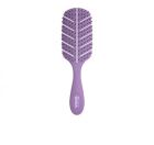 Brosse d&eacute;m&ecirc;lante &agrave; feuilles